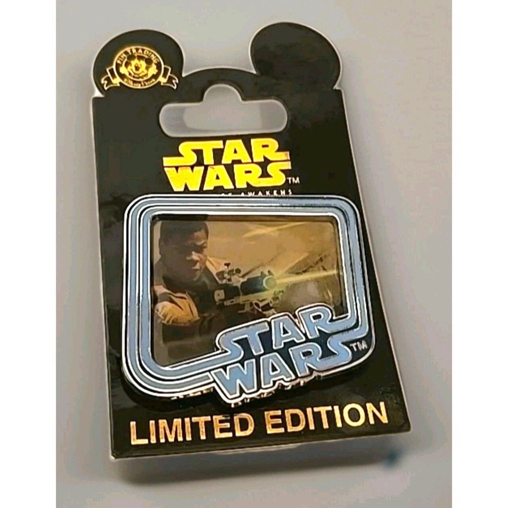 2015 Disney Parks Star Wars Finn The Force Awakens Limited Edition Pin NEW‎